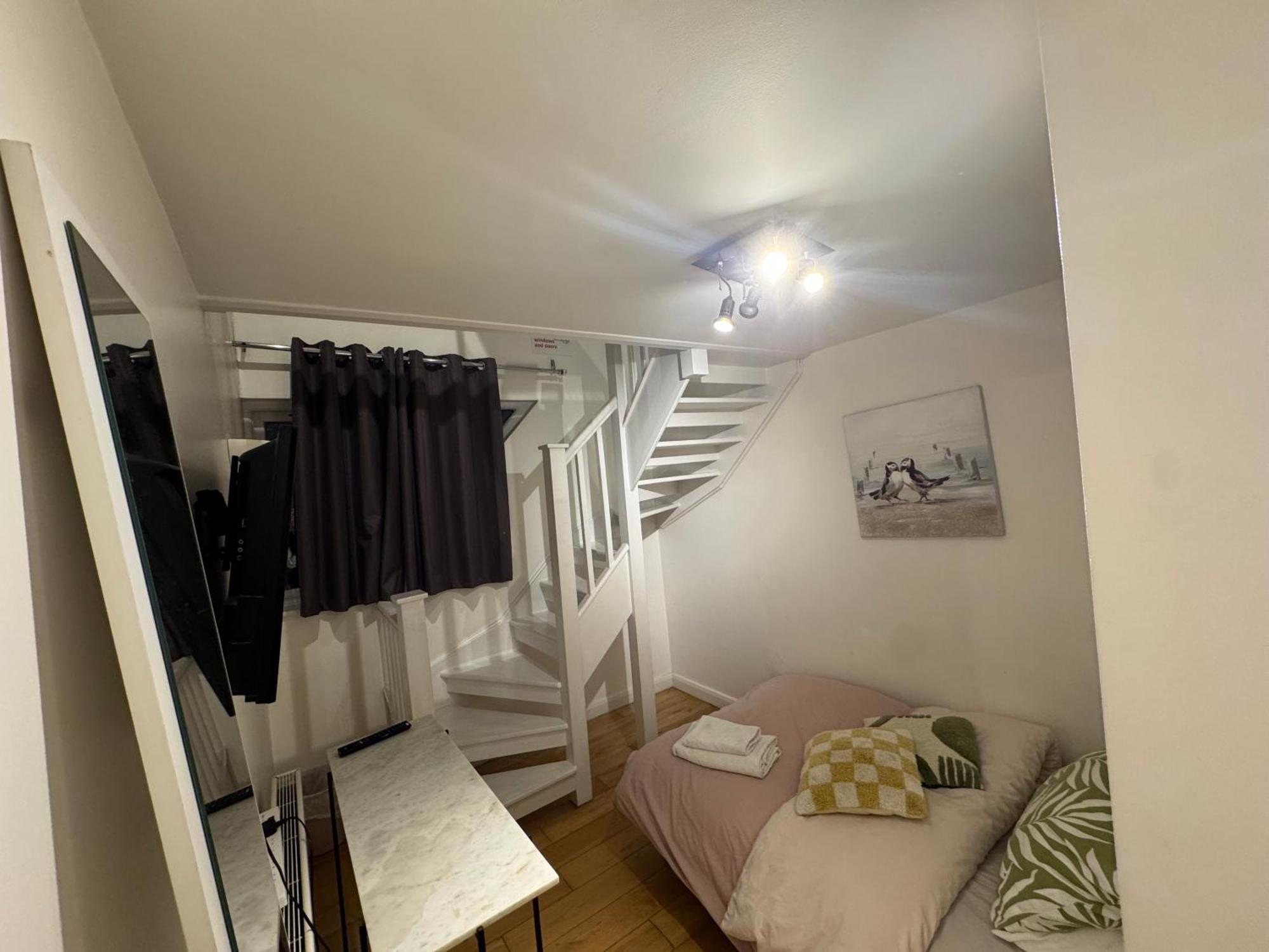 Cozy Rooms Near Central ロンドン エクステリア 写真